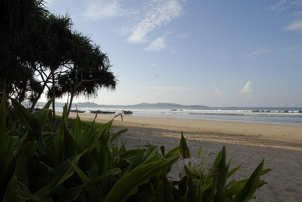 Weligama Bay Resort Exterior photo